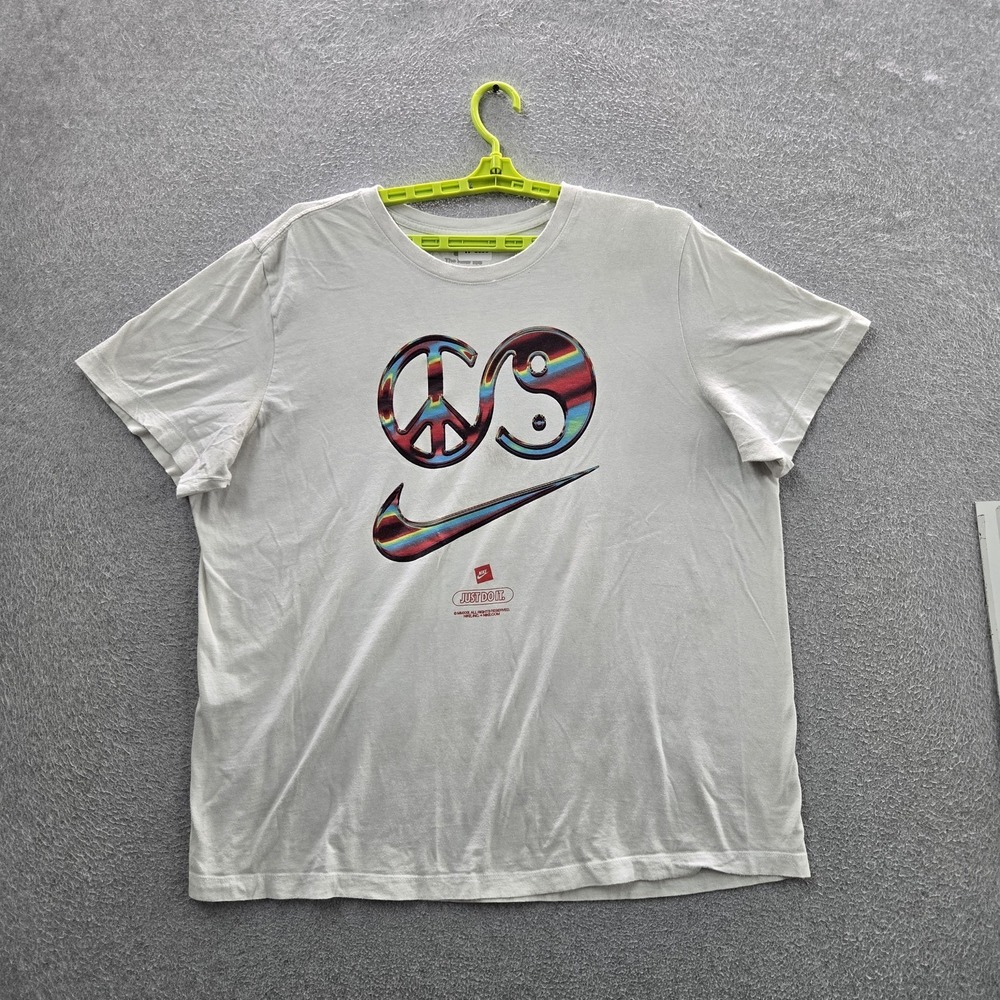 Nike Men Shirt XXL White Graphic Yin Yang Logo Short Sleeve Heat Wave LBR